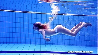 Proklova takes off bikini plus swims under water